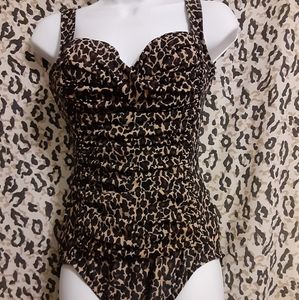 One piece swim suit